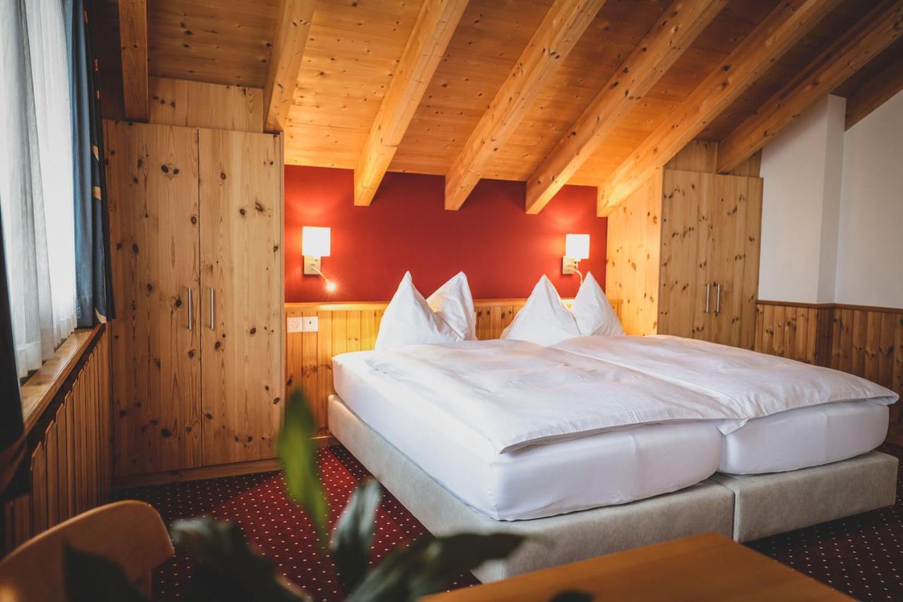 Hotel Sonnenhalde, Arosa Extérieur photo